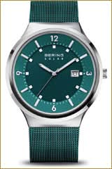 Bering Solar 14442-808 Men's Watch • Scratch-resistant sapphire crystal • Green Milanese strap