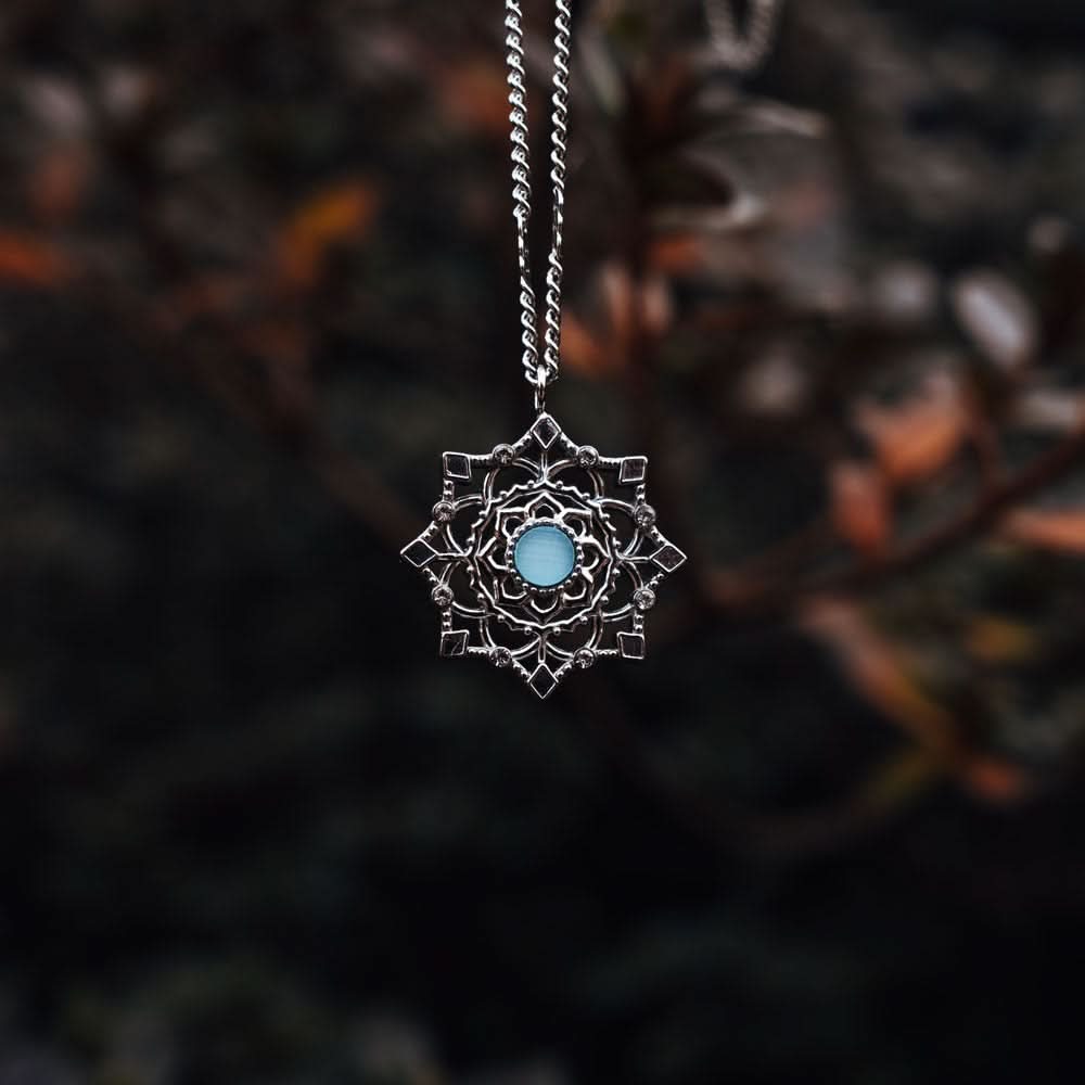 Aphonia Necklace Snowflake Pendant - Wood Core Model: Jewelry