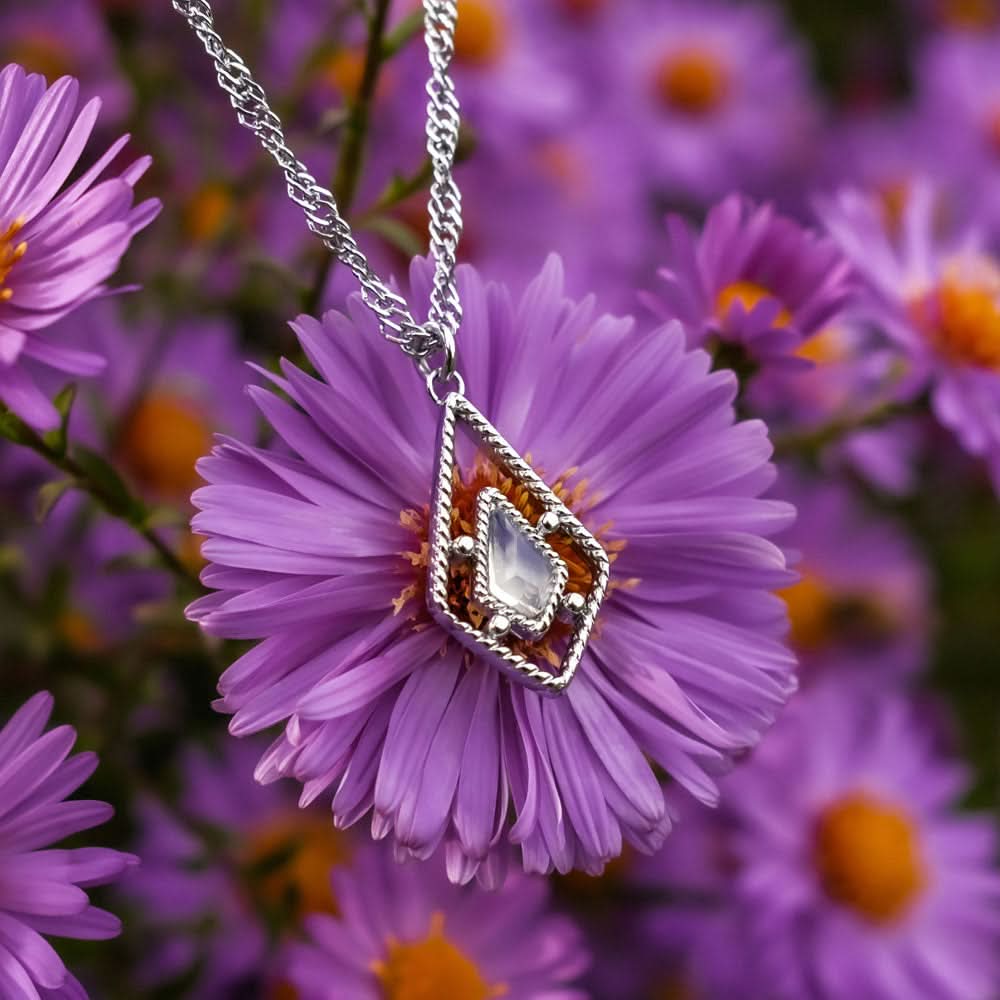 Daydreamer Necklace with Pendant - Wood Core Model: Jewelry
