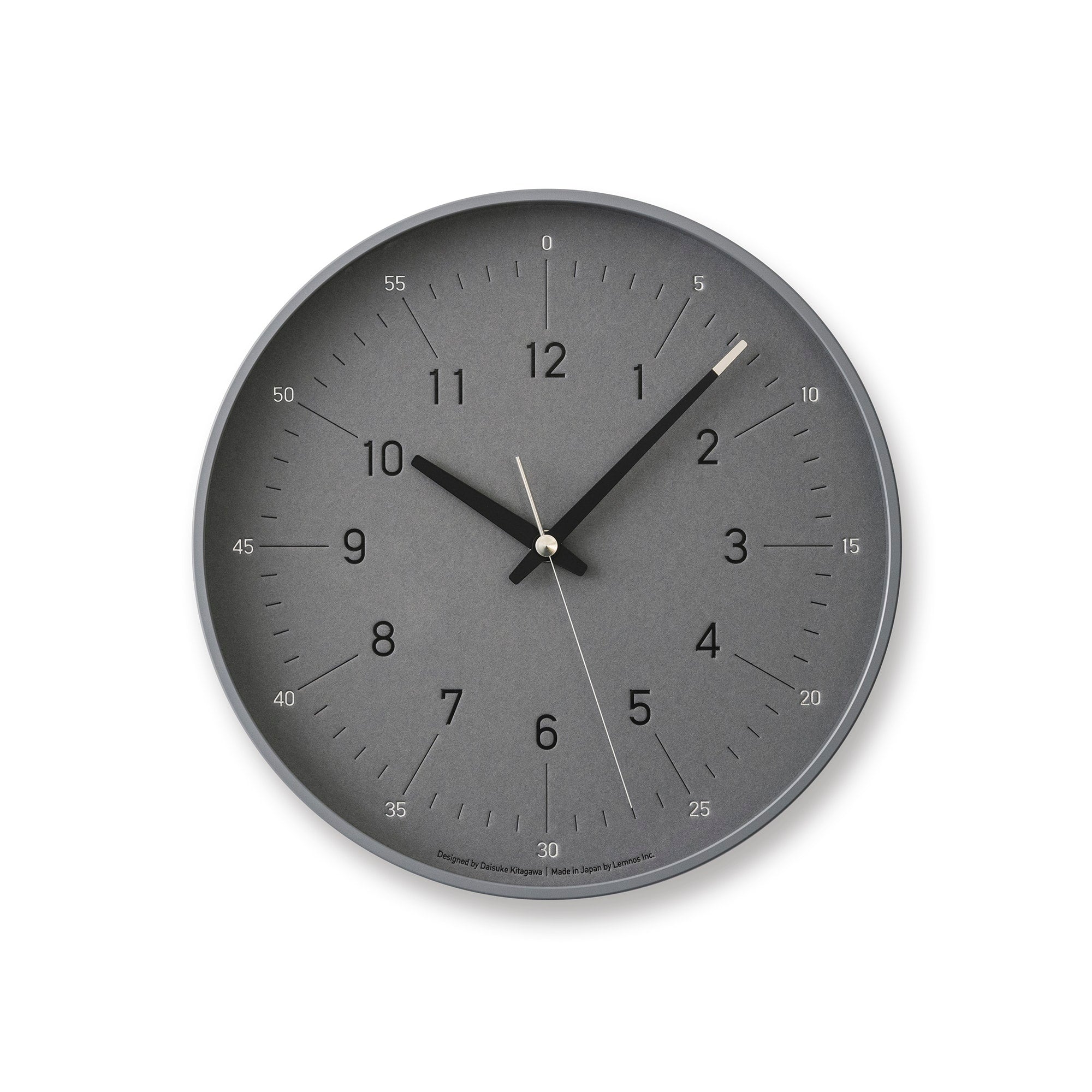 Grau Wanduhr mit rundem Ziffernblatt, schwarzen Zeigern und klarer Skalierung