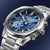 Casio Edifice Nahansicht: blaues Zifferblatt, Edelstahlgehäuse und Chrono-Zähler