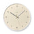 Beige Wanduhr mit silbernem Rahmen, Ziffernblatt und Metallzeigern, Lemnos