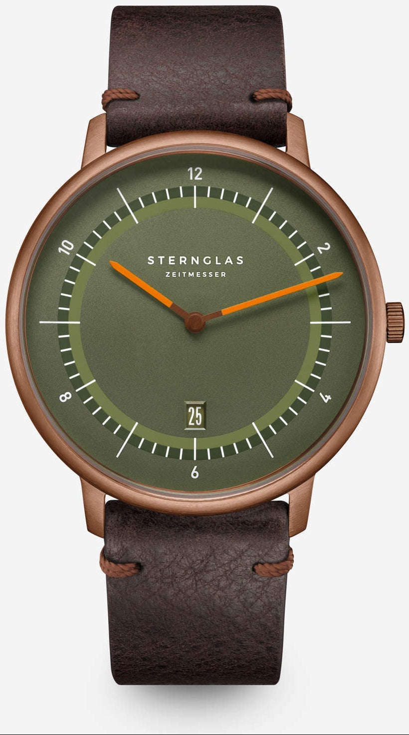 Naos XL Edition 1905 dark green bronze, Vintage 20 mocha, front view, gray