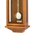 Wanduhr mit braunem Holzgehäuse und rundem Pendelgewicht, Regulator-Zifferblatt