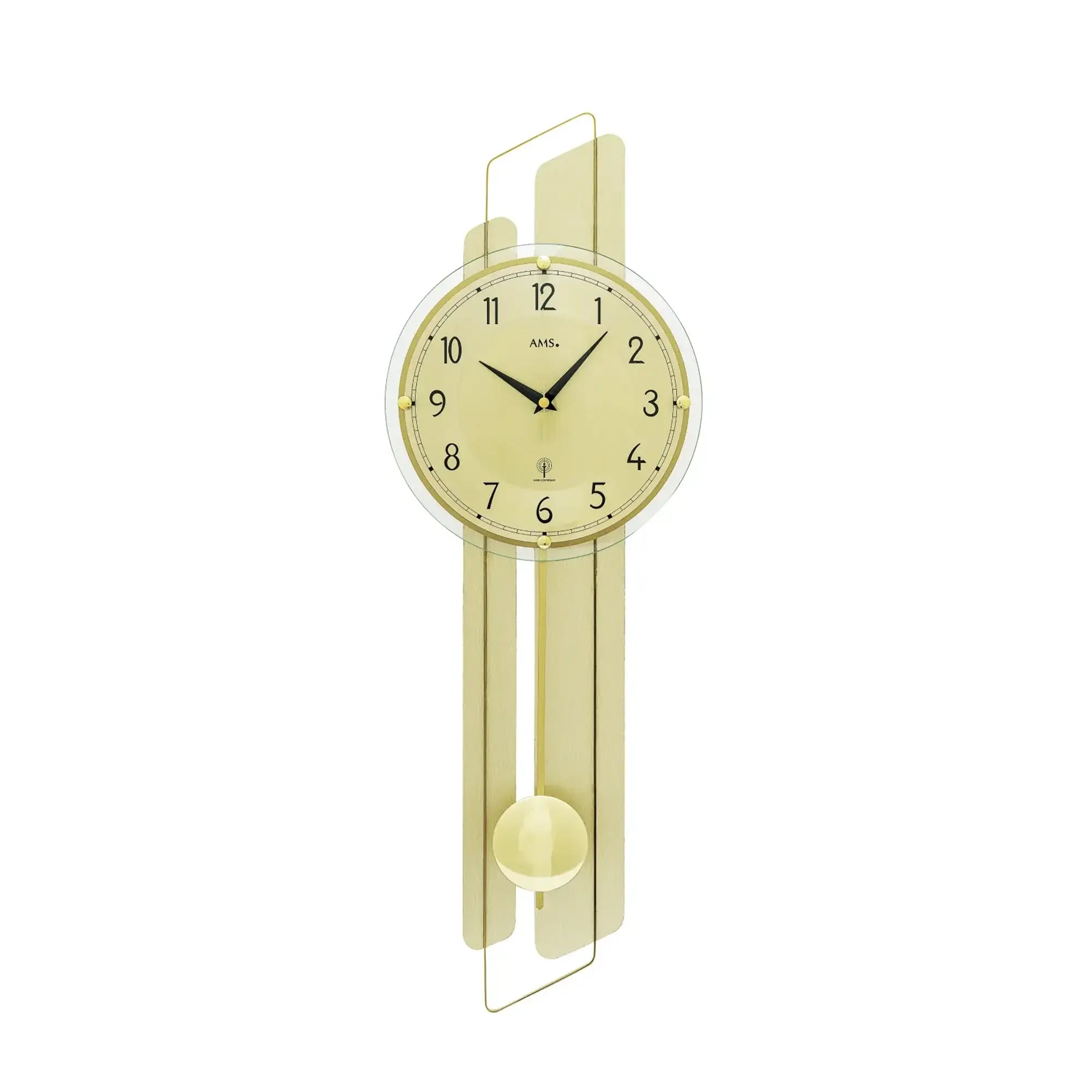 Wanduhr AMS mit goldfarbener Messingauflage, rundes Ziffernblatt hinter Glasfront