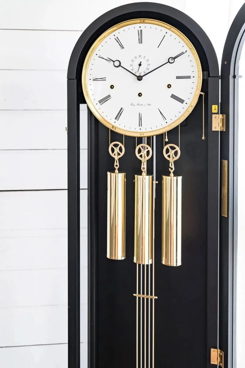 Hermle Grandfather Clock 193x52x32 cm Wood • Westminster Chime • Timeless Design