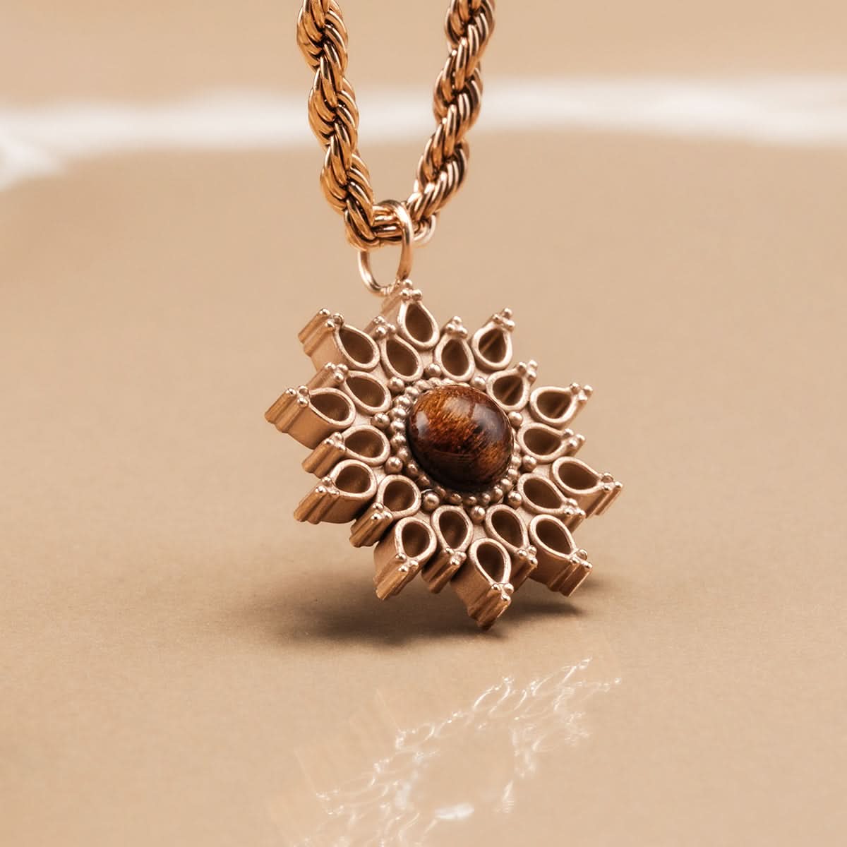 Suncatcher Necklace made of Walnut Wood and Rose Gold - Holzkern Model: 9010631025298