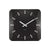 Quadratische schwarze Wanduhr mit weißen Zeigern, Indexstrichen und Ziffernmarkierung 30