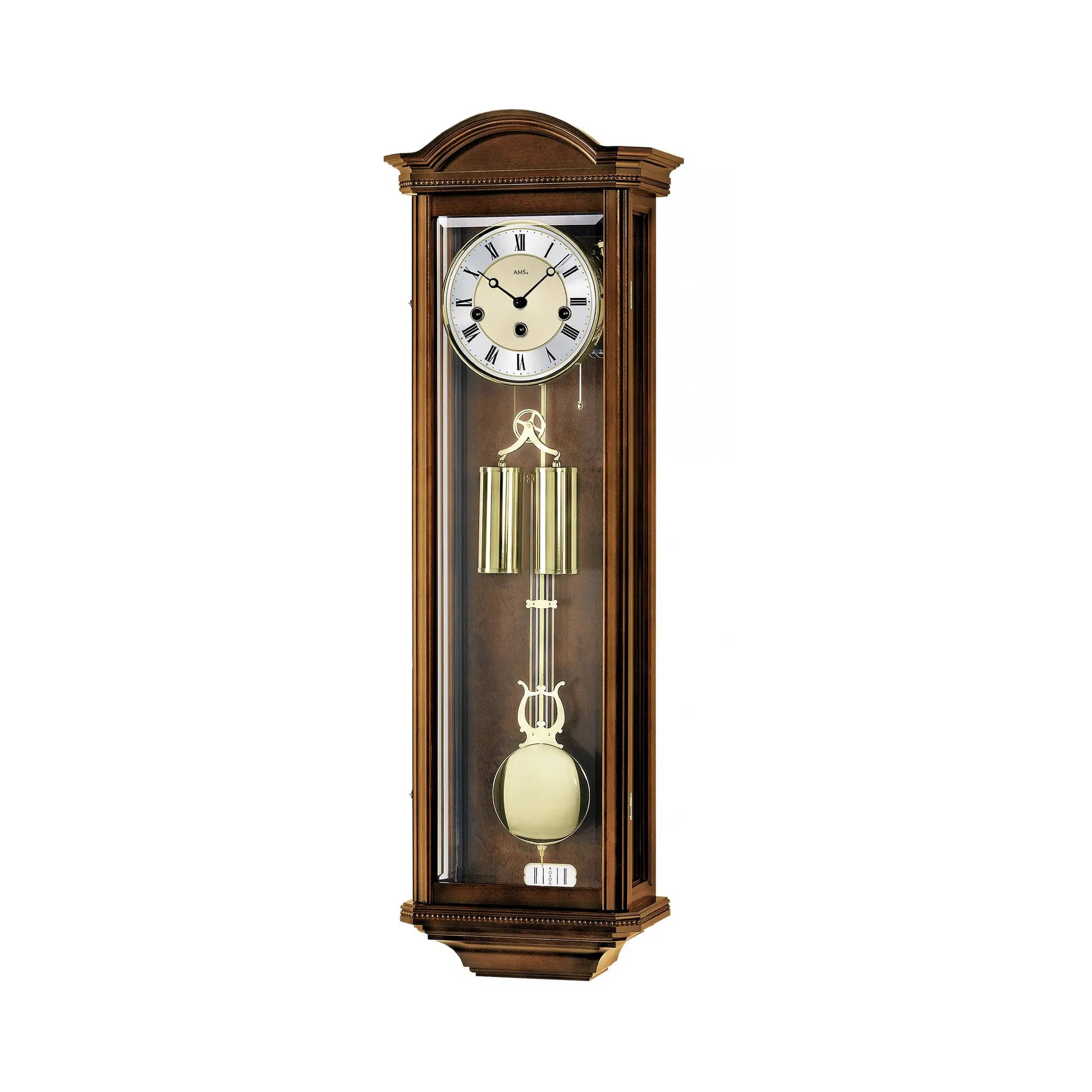 Wanduhr mit schmalem nussbaumfarbenem Holzrahmen und Pendel