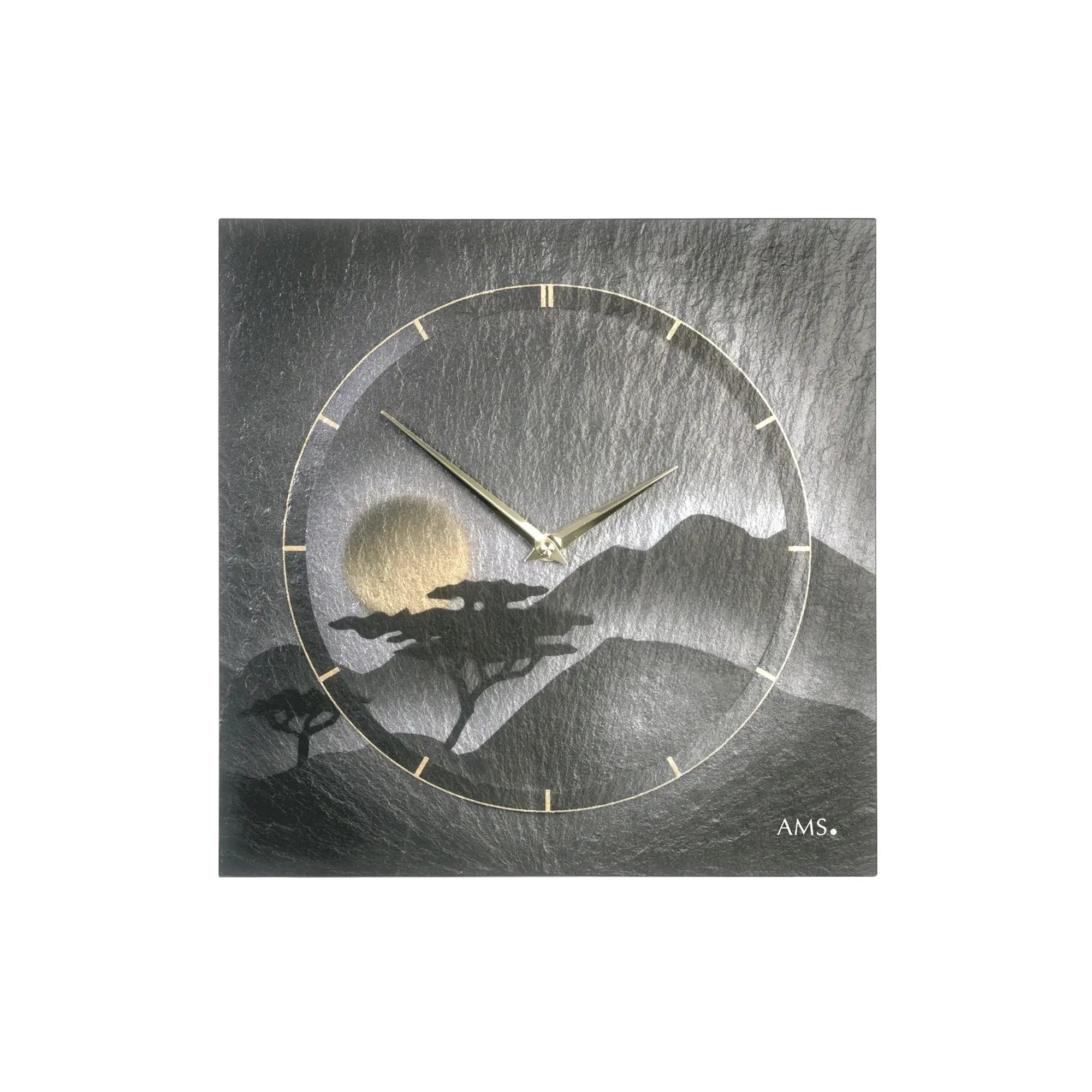 Wanduhr aus Naturschiefer mit Mond-Silhouette, goldenen Zeigern und Index-Strichen