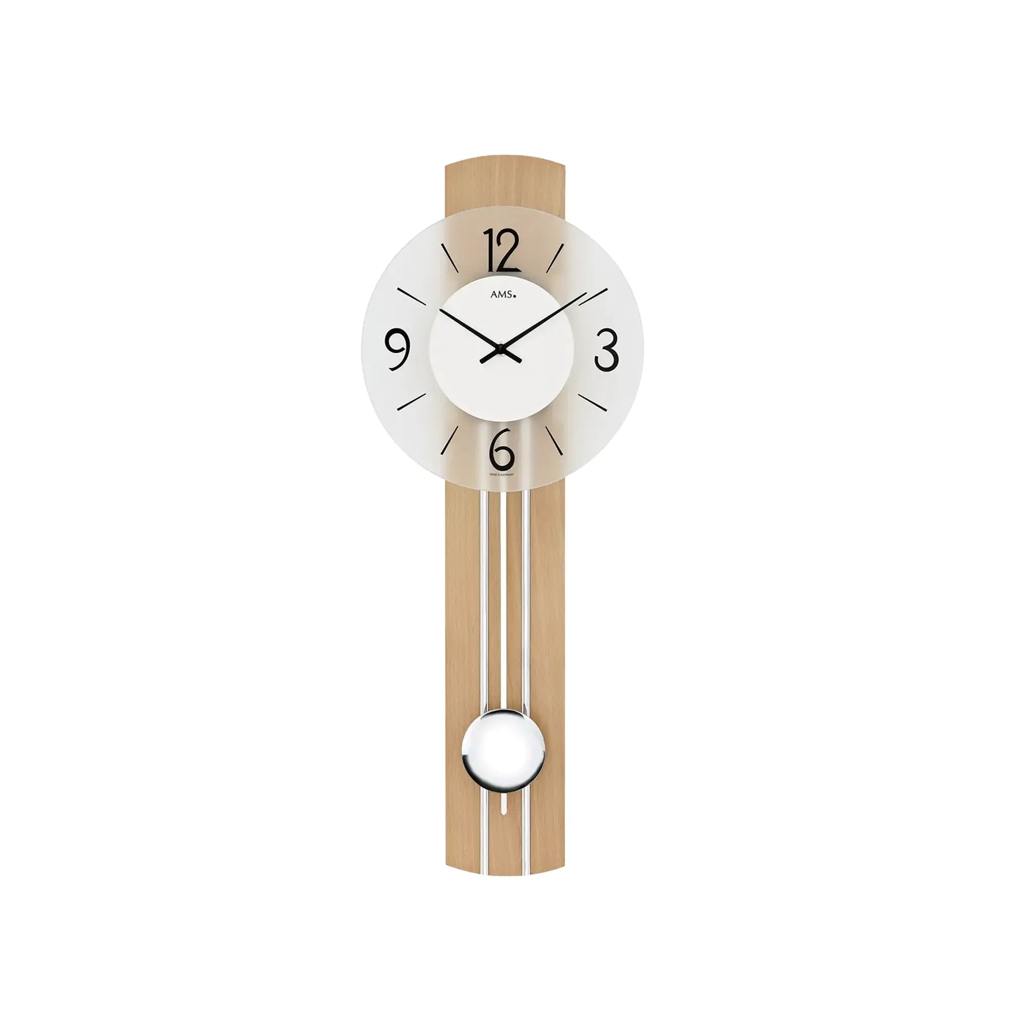 Wanduhr mit rundem Zifferblatt, Holzgehäuse und hängendem Pendel