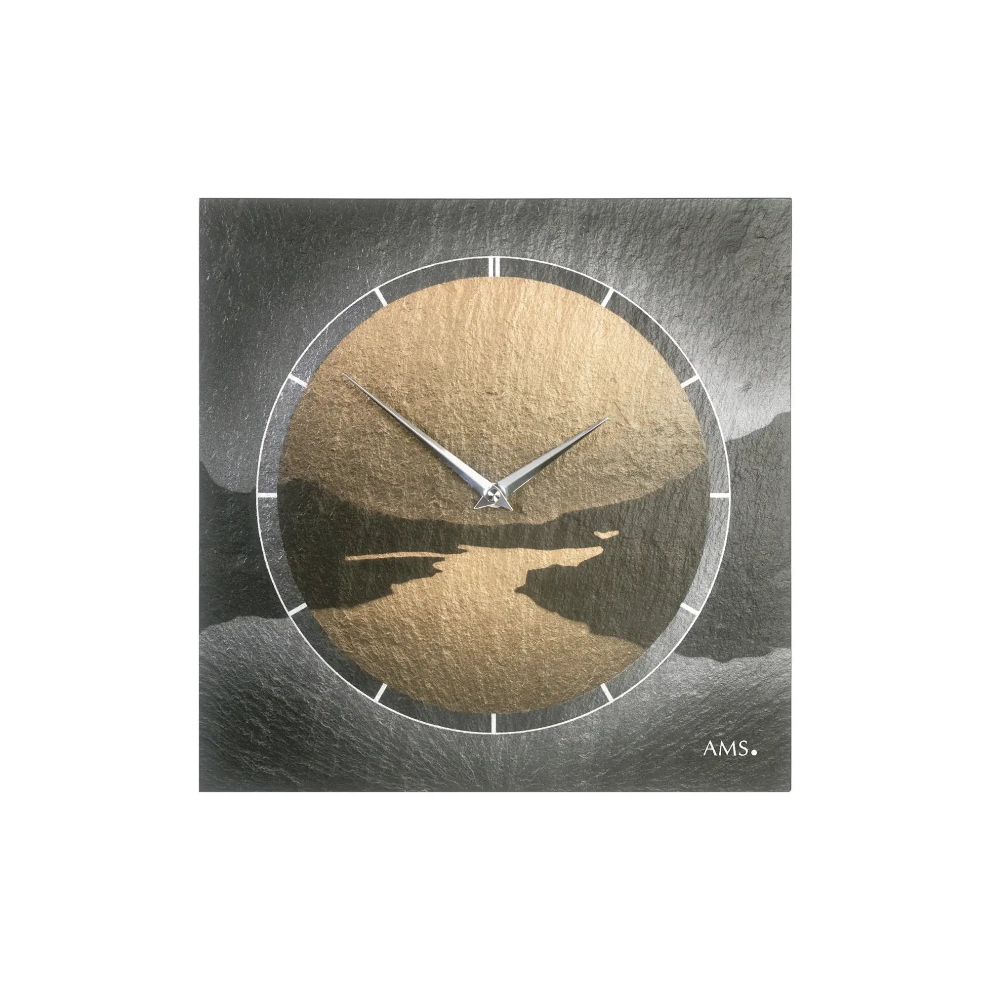Wanduhr aus Naturschiefer mit rundem Ziffernblatt, silbernen Zeigern und Airbrush-Motiv