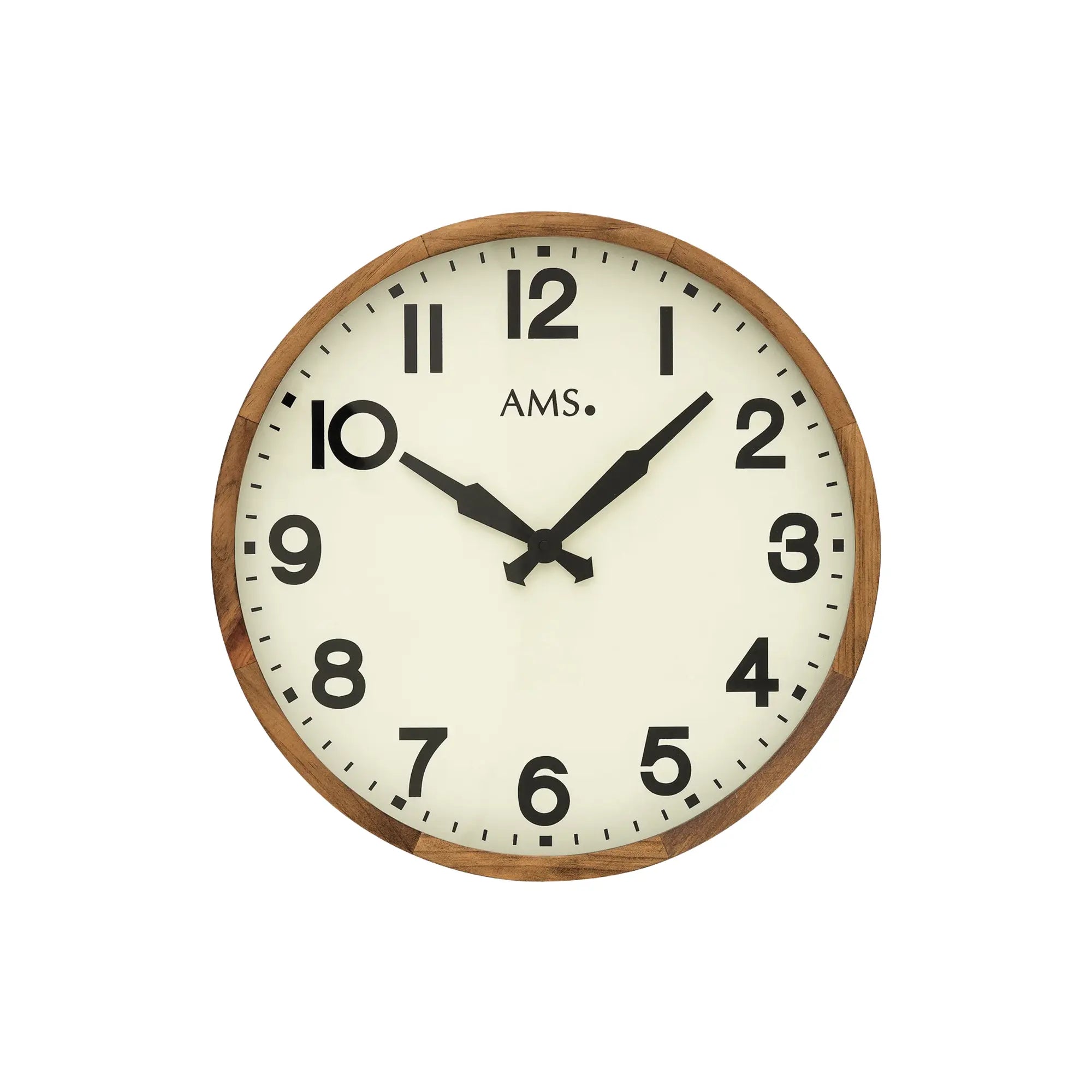 Antike Wanduhr mit Holzrahmen, beigem Zifferblatt und schwarzen Zeigern