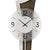 Wanduhr-Zifferblatt mit arabischen Zahlen, AMS-Logo und schwarzem Zeigersatz