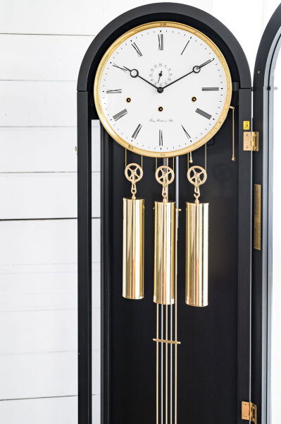 Grandfather clock black with burl wood - Hermle Model: 01087-740461