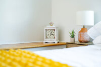 Mechanical table clock - vintage white - Hermle Model: 22915-V60340