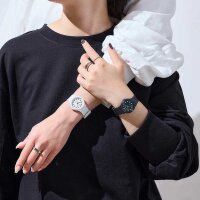 Ladies watch - Series: Collection - Casio Model: LQ-24B-1BEF