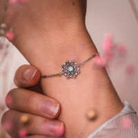 Aphonia bracelet with a snowflake pendant - Holzkern Model: Jewelry