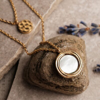 Zendala layering necklace mother-of-pearl/gold - Holzkern Model: Jewelry