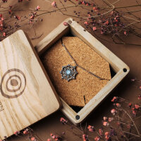 Aphonia necklace with a snowflake pendant - Holzkern Model: Jewelry