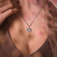 Aphonia necklace with a snowflake pendant - Holzkern Model: Jewelry