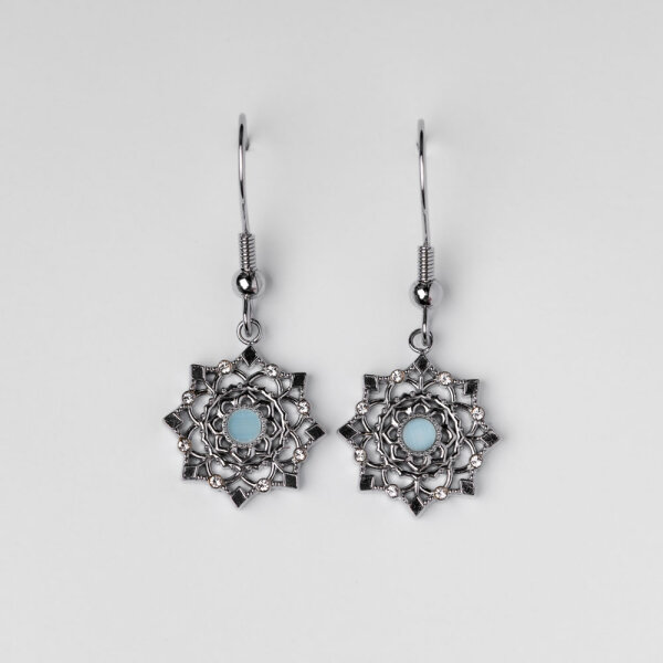 Aphonia snowflake drop earrings - Holzkern Model: Jewelry