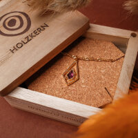 Daydreamer necklace with a pendant - Holzkern Model: Jewelry