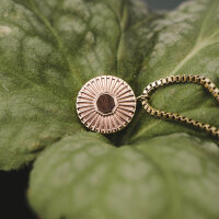 Stencil necklace with a round pendant - Holzkern Model: Jewelry