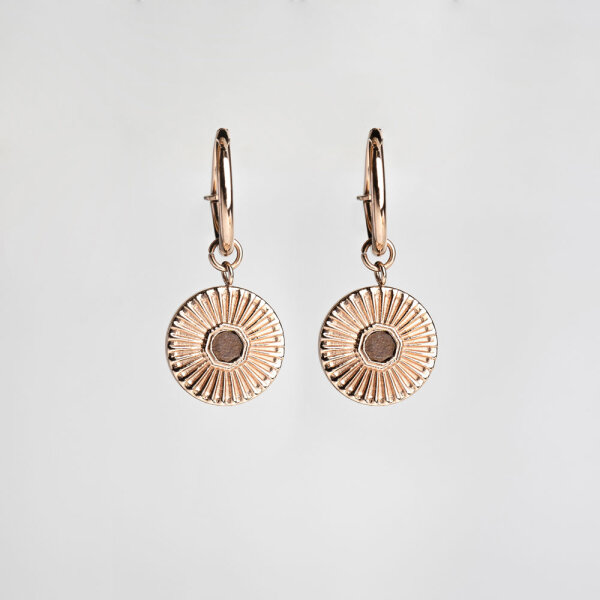 Stencil drop earrings with a round pendant - Holzkern Model: Jewelry