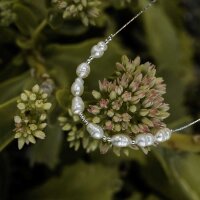 Familytie necklace (pearl/silver) delicate necklace with pearl pendant - Holzkern Model: Jewelry