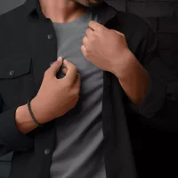 Bracelet made of 6mm black onyx natural stone (partly disc-shaped, partly bead-shaped) with black stainless steel clasp - Rebel&Rose Model: RR-60107-B-M