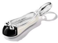 Charm-Anhänger, Schuh aus Silber und Kaltemail -...