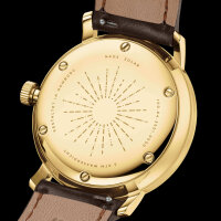 Naos Solar dunkelgrün